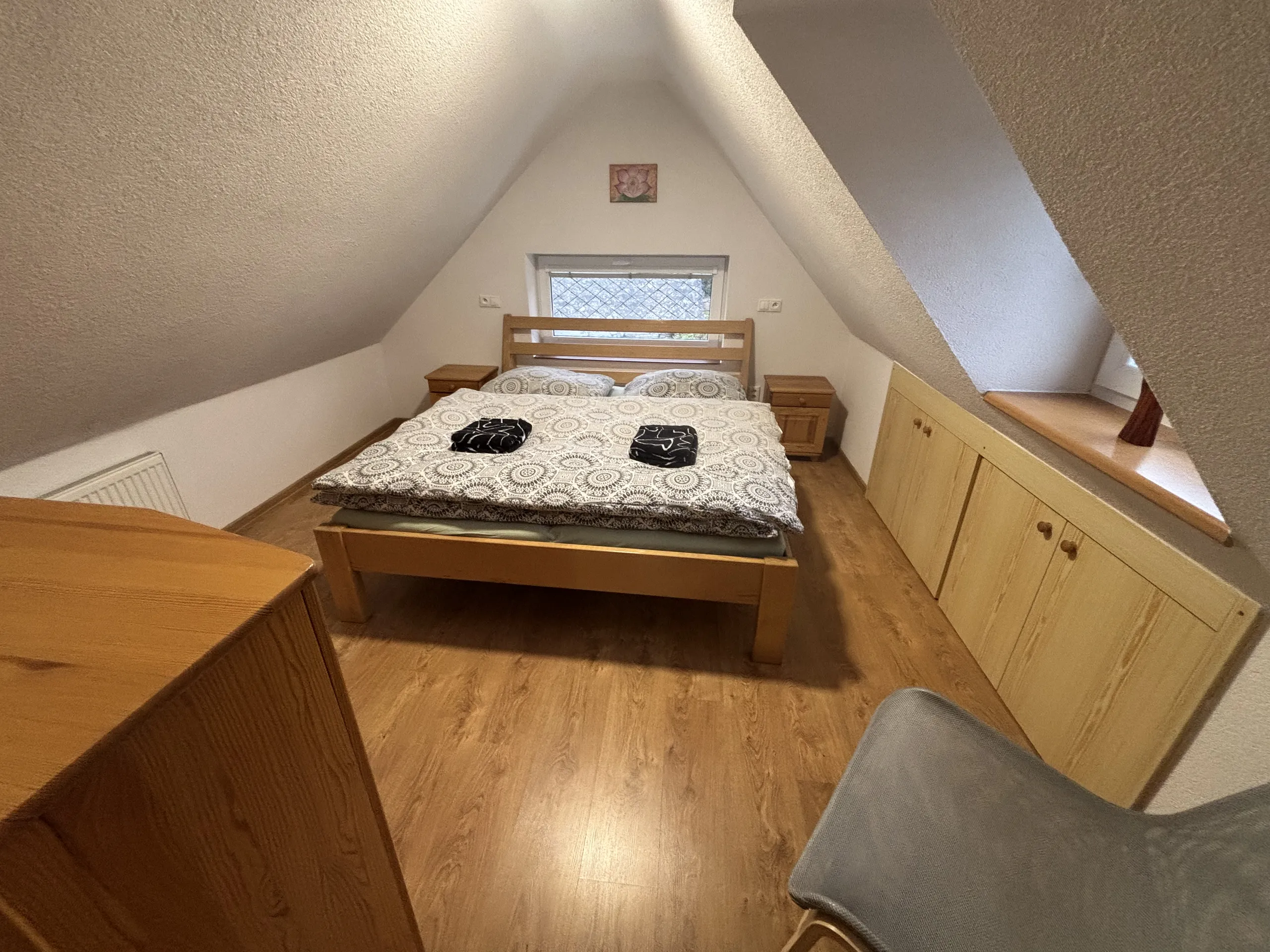 vila-darinka-cavoj-spalna-2-postel