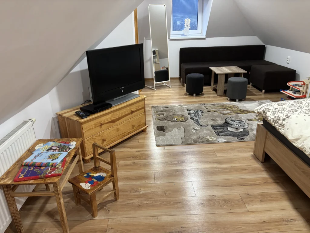 vila-darinka-cavoj-spalna-3-tv