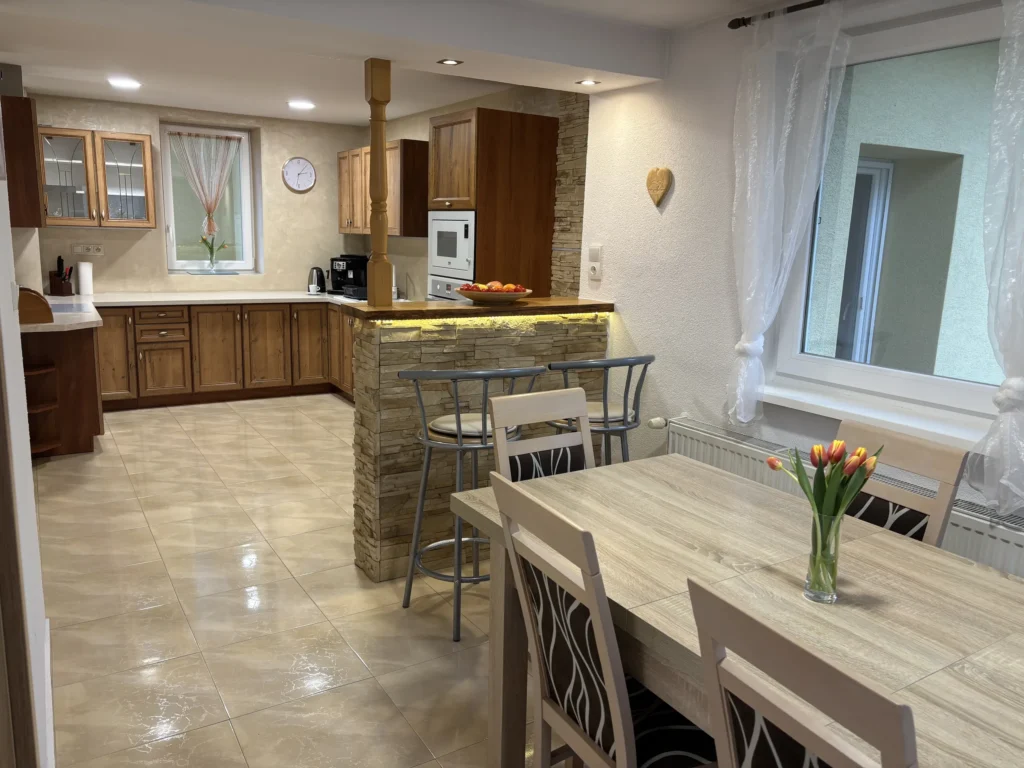 vila-darinka-cavoj-jedalen2