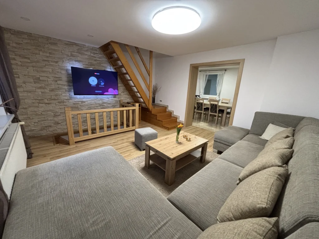 vila-darinka-cavoj-spolocenska2