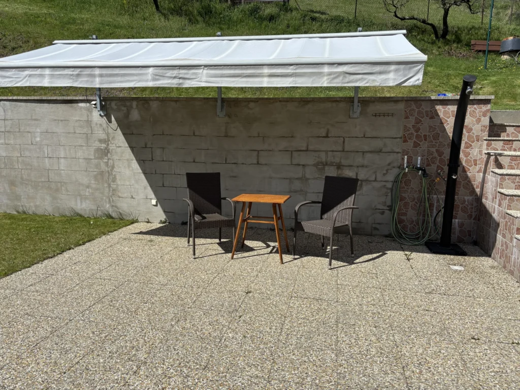 vila darinka cavoj vonkajsie sedenie